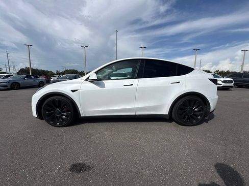 Used 2022 Tesla Model Y Performance AWD/4WD image 6