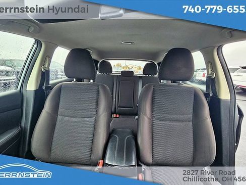 Used 2021 Nissan Rogue Sport S image 16