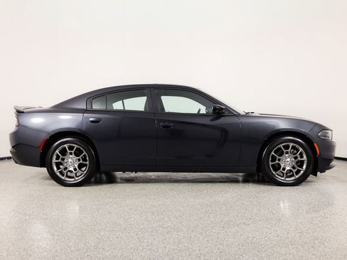 Used 2017 Dodge Charger SE w/ Power Sunroof Group image 8