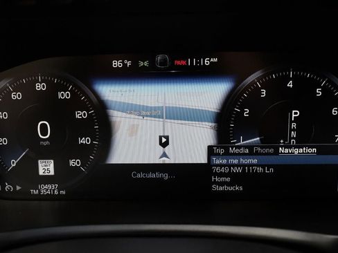 Used 2017 Volvo XC90 T6 Momentum w/ Vision Package AWD/4WD image 12