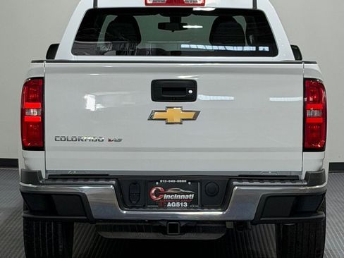Used 2018 Chevrolet Colorado W/T w/ WT Convenience Package AWD/4WD image 6