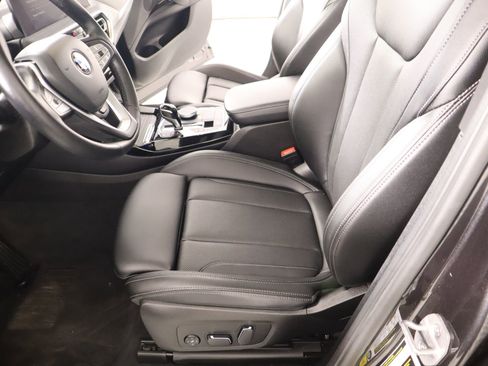 Used 2024 BMW X3 sDrive30i w/ Convenience Package image 12