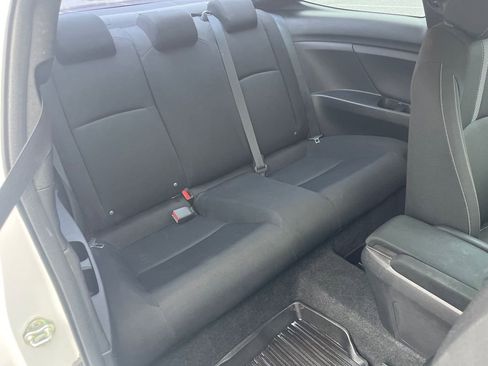 Used 2019 Honda Civic LX image 25