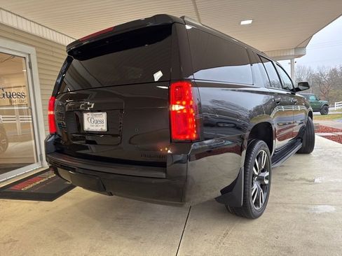 Used 2019 Chevrolet Suburban Premier image 6
