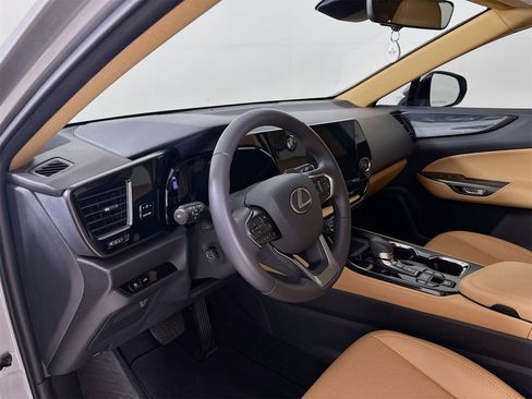 Used 2024 Lexus NX 350 AWD image 10