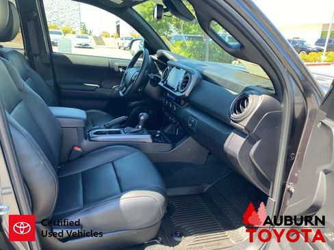 Certified 2023 Toyota Tacoma TRD Sport w/ TRD Premium Sport Package AWD/4WD image 15