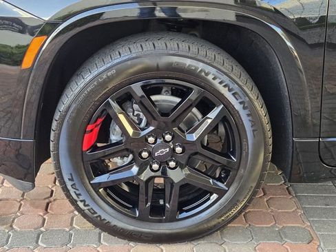 Used 2023 Chevrolet Traverse Premier w/ Redline Edition image 11