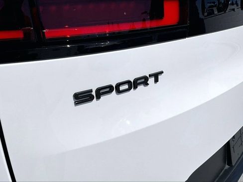 Certified 2025 Land Rover Range Rover Sport SE AWD/4WD image 22