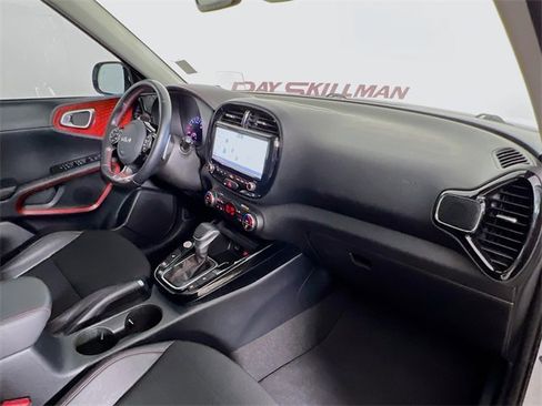 Used 2022 Kia Soul Turbo image 39