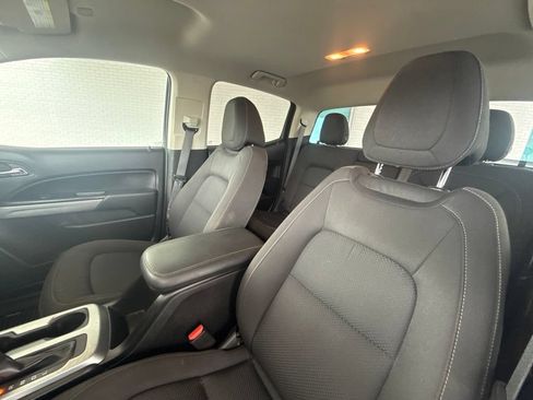 Used 2019 Chevrolet Colorado LT w/ Redline Special Edition RWD image 28