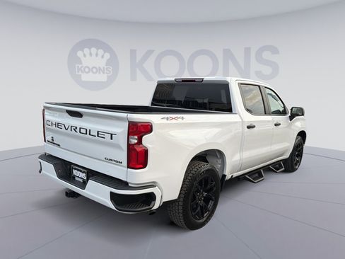 Used 2022 Chevrolet Silverado 1500 Custom w/ LPO, Blackout Package image 7