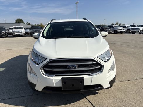 Used 2019 Ford EcoSport SE image 3