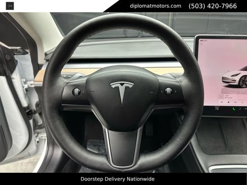 Used 2022 Tesla Model 3 Long Range image 26