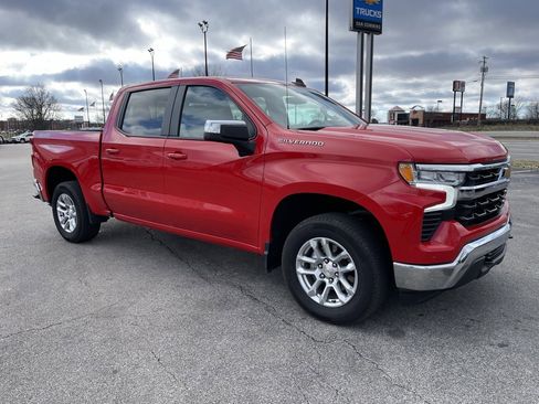 Used 2023 Chevrolet Silverado 1500 LT image 3