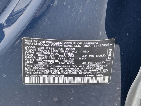 Used 2023 Volkswagen ID.4 Pro S Plus RWD image 41