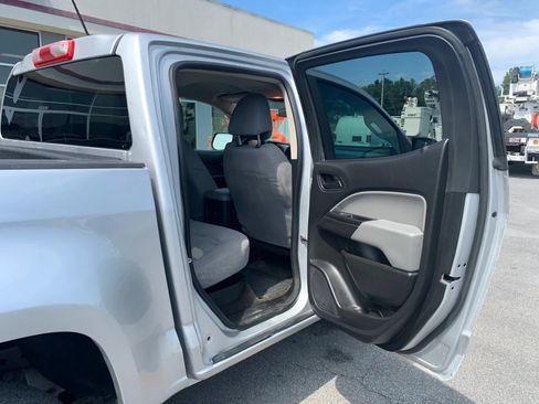 Used 2018 Chevrolet Colorado W/T w/ WT Convenience Package AWD/4WD image 24