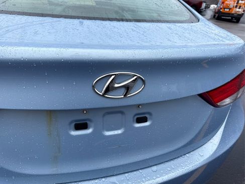 Used 2011 Hyundai Elantra GLS w/ Preferred Equipment Pkg 3 image 12