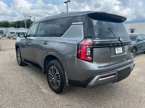 Used 2025 Nissan Armada SL RWD image 7