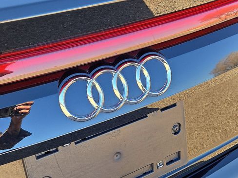 Used 2023 Audi SQ8 Prestige w/ Prestige Package AWD/4WD image 13