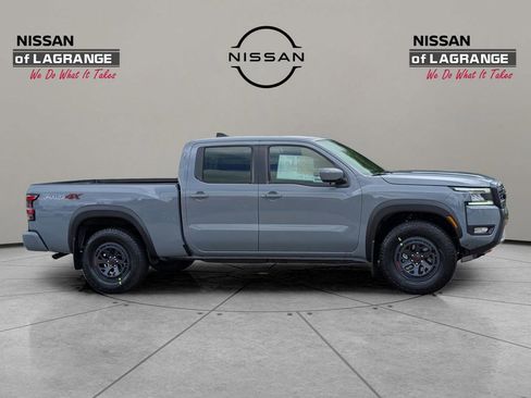 New 2025 Nissan Frontier PRO-4X image 4