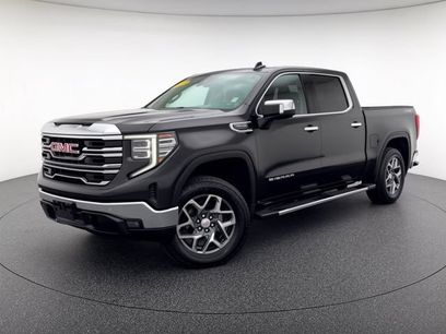 Used 2022 GMC Sierra 1500 SLT w/ SLT Premium Package