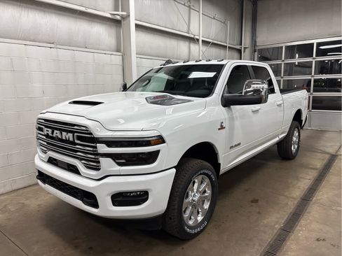 New 2026 RAM 2500 Laramie w/ Sport Appearance Package image 34