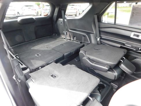 Used 2021 Ford Explorer ST w/ Equipment Group 401A AWD/4WD image 35