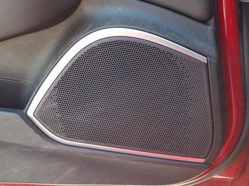 Used 2023 Alfa Romeo Giulia Veloce RWD image 7