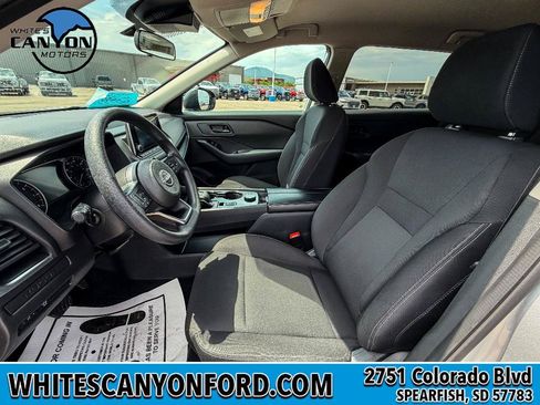 Used 2024 Nissan Rogue S AWD/4WD image 5