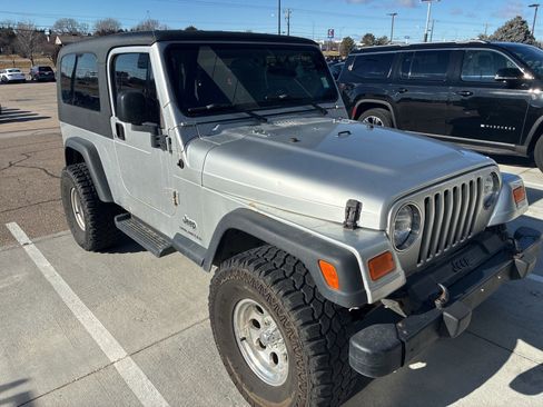 Used 2004 Jeep Wrangler Unlimited image 7