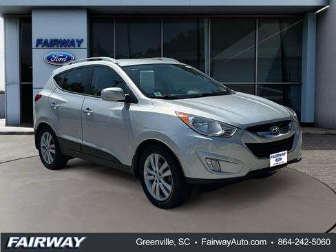 Used 2011 Hyundai Tucson Limited AWD/4WD image 3