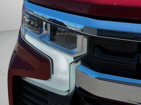 Used 2023 Chevrolet Silverado 1500 LT AWD/4WD image 23