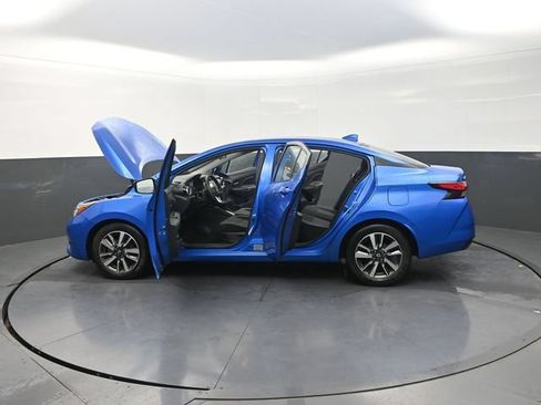 Used 2024 Nissan Versa SV FWD image 42