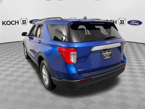 Used 2023 Ford Explorer XLT AWD/4WD image 6