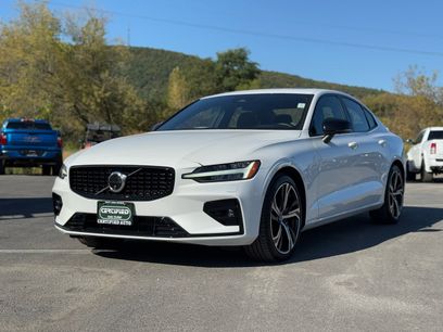 Used 2024 Volvo S60 B5 Ultimate