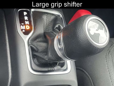 Used 2022 Jeep Wrangler Unlimited Sport image 19