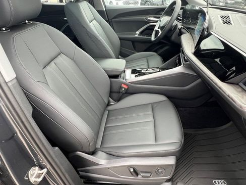 New 2025 Audi Q5 Premium Plus AWD/4WD image 9