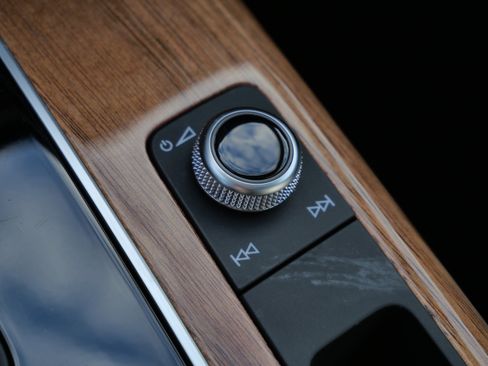 Used 2023 Audi Q5 2.0T Premium Plus w/ Premium Plus Package image 29