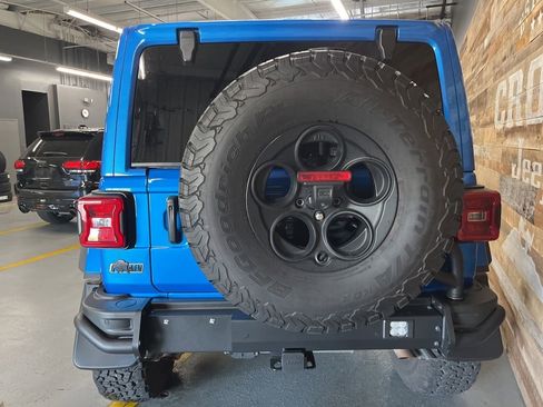Used 2023 Jeep Wrangler Unlimited Rubicon 392 AWD/4WD image 10