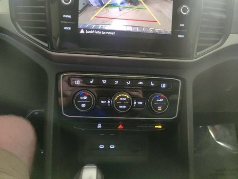 Used 2023 Volkswagen Atlas SEL AWD/4WD image 31