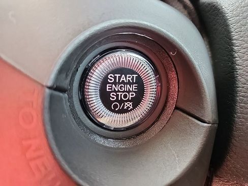 Used 2023 Jeep Renegade Trailhawk image 10