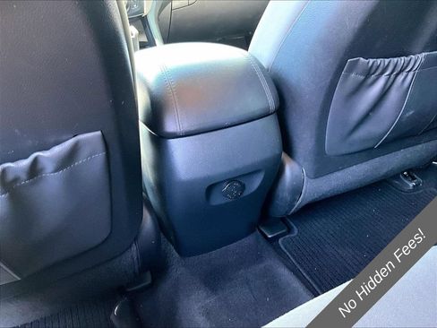 Used 2017 Hyundai Santa Fe Sport FWD image 29