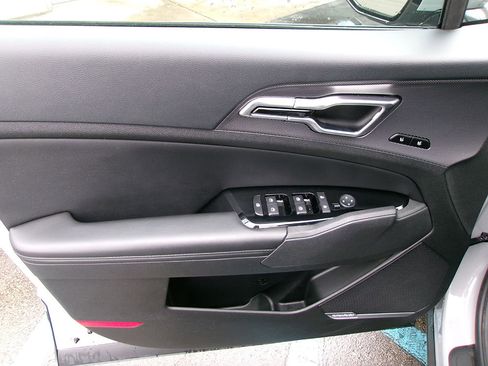 Used 2024 Kia Sportage SX AWD/4WD image 14