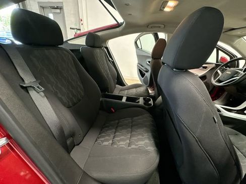 Used 2013 Chevrolet Volt w/ Enhanced Safety Package 2 FWD image 24