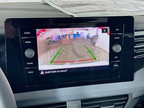 New 2026 Volkswagen Jetta SE FWD image 13