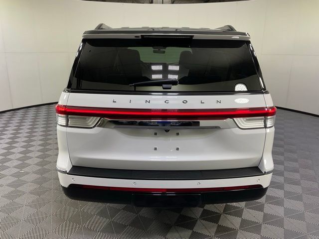 Used 2022 Lincoln Navigator L Black Label AWD/4WD image 5