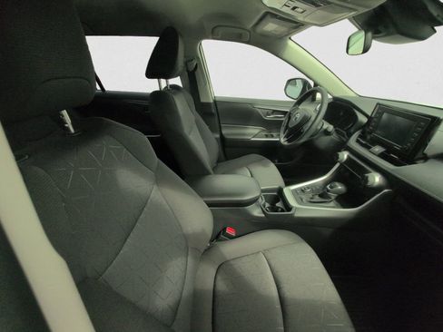 Used 2021 Toyota RAV4 XLE w/ XLE Grade Weather Package AWD/4WD image 12