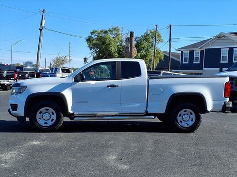 Used 2018 Chevrolet Colorado W/T w/ WT Convenience Package image 3