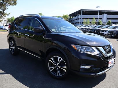 Used 2017 Nissan Rogue SL w/ SL Premium Package