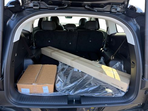 New 2026 Hyundai Ioniq 9 SEL image 17